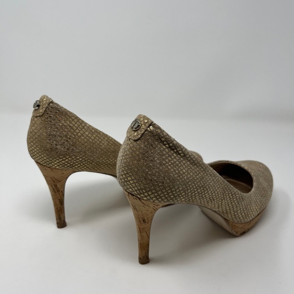 Tahari Gold Platform Heels Size 7.5 - Picture 5 of 9